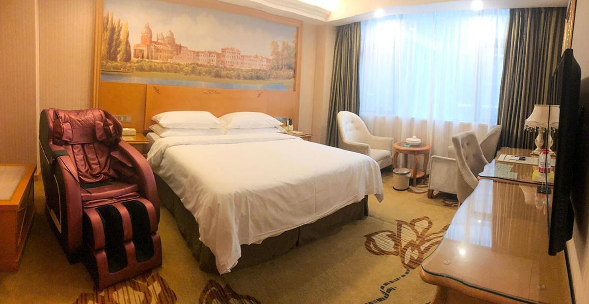 Vienna International Hotel Puning International Commodity City 외부 사진
